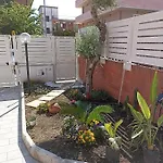 Touch&go - Stanza Privata Con Servizi * Чампино