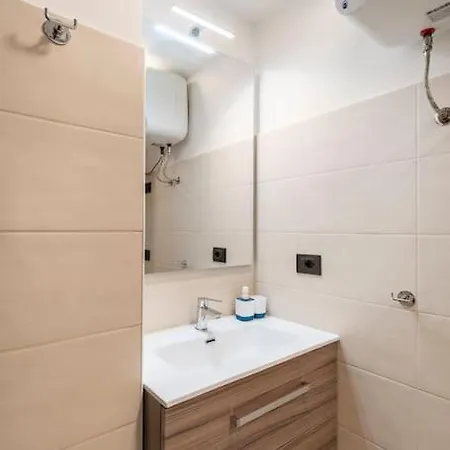 Homestay Touch&go - Stanza Privata Con Servizi Ciampino